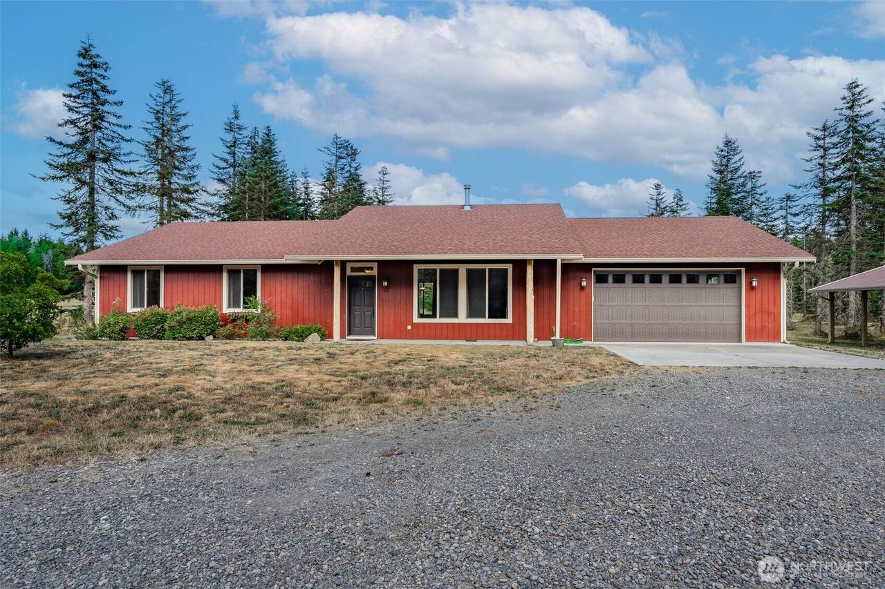 212 156th Lane - Photo 1