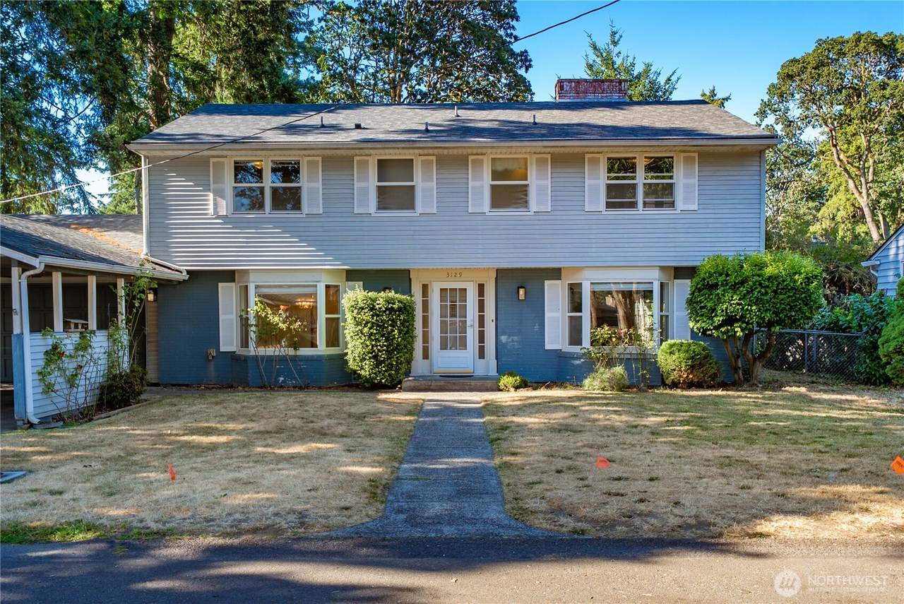 3129 Sylvia Boulevard - Photo 1