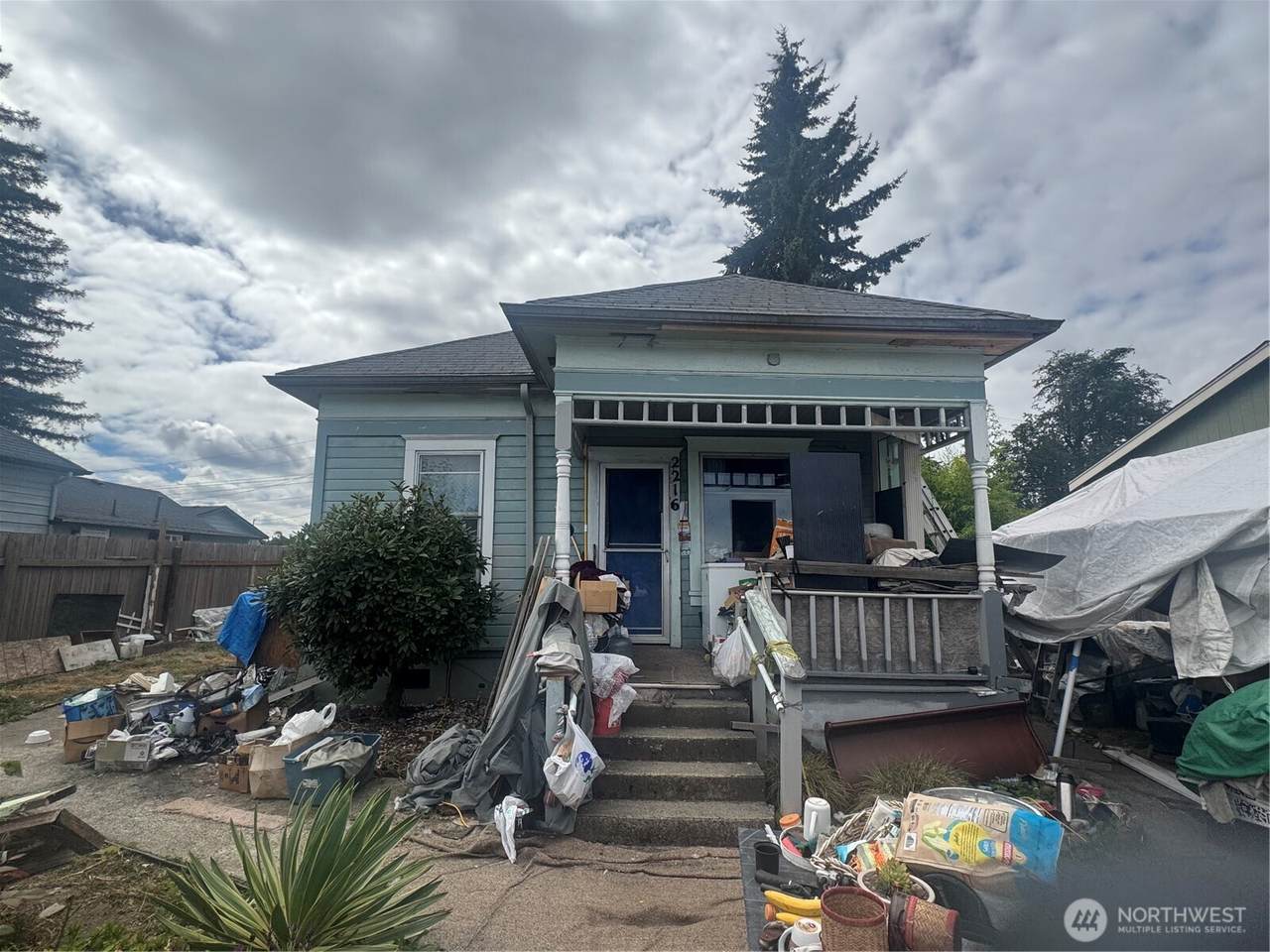 2216 Morton Street - Photo 1