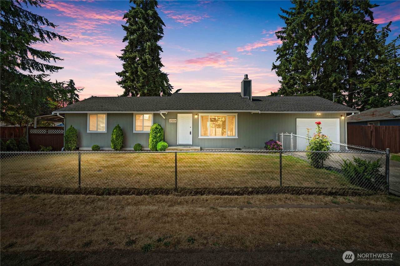 17214 9th Ave - Photo 1