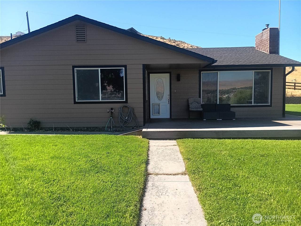 260 Adobe Way - Photo 1