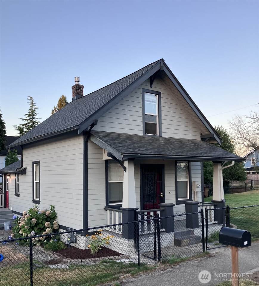 612 84th Street - Photo 1