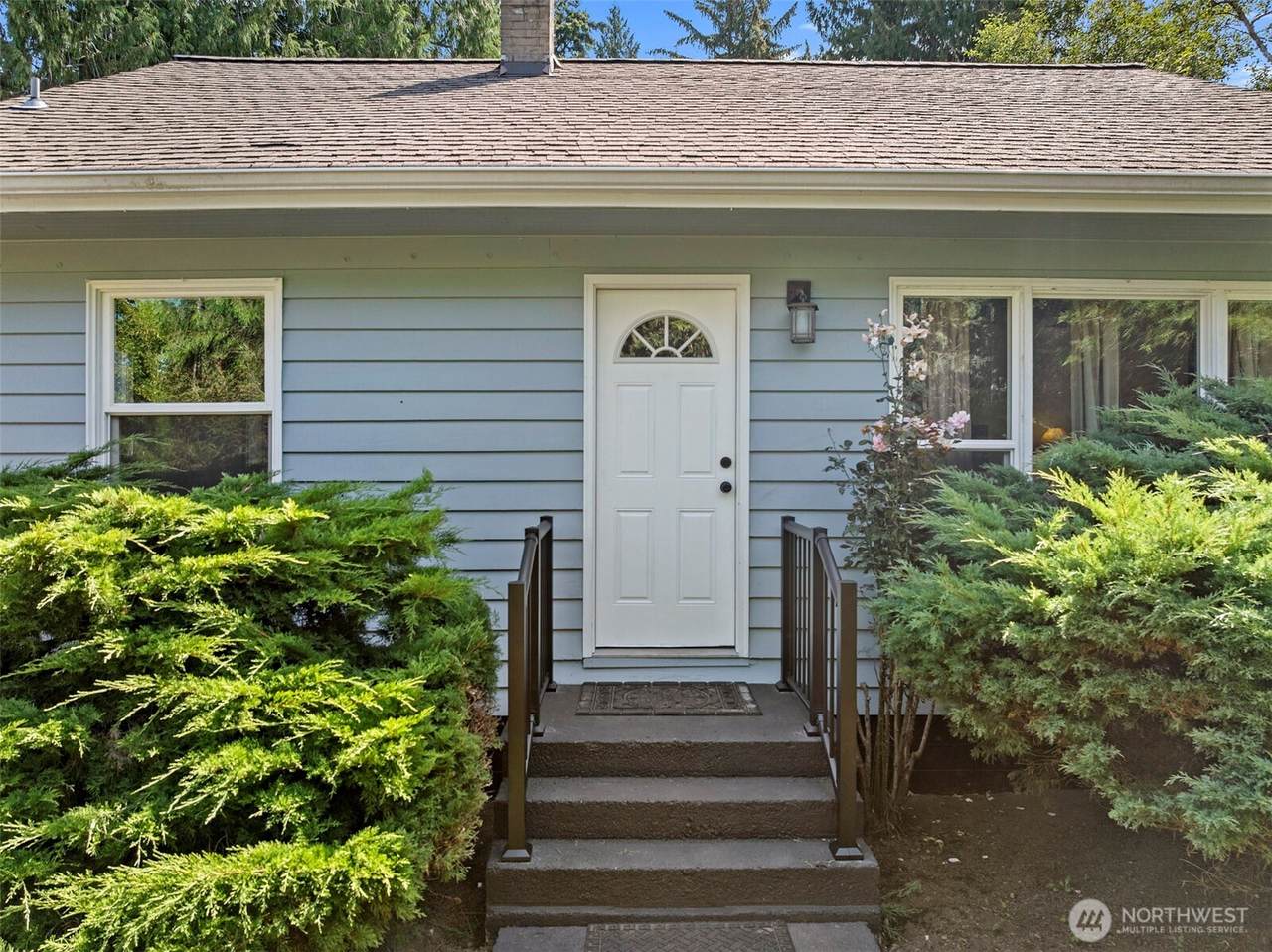 2001 30th Street - Photo 1