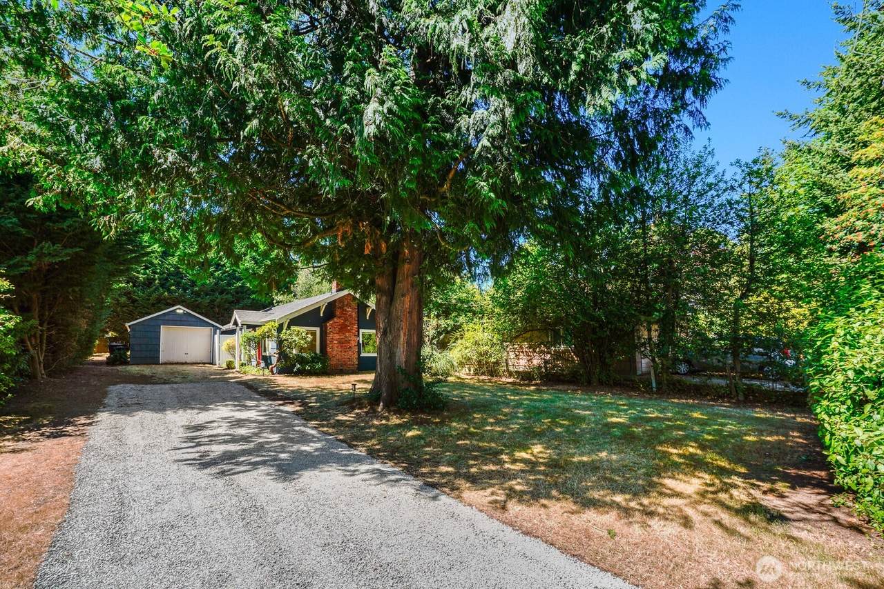 12721 27th Avenue - Photo 1