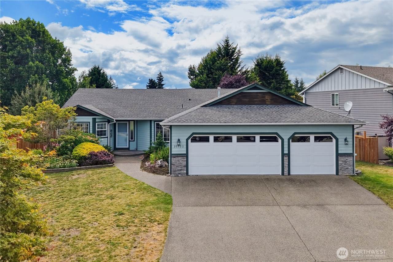 20922 112th Avenue - Photo 1