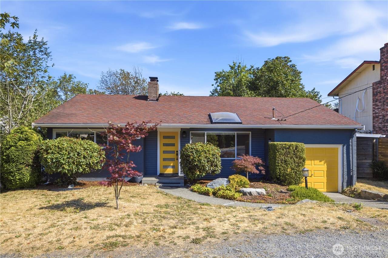 4634 Gazelle Street - Photo 1