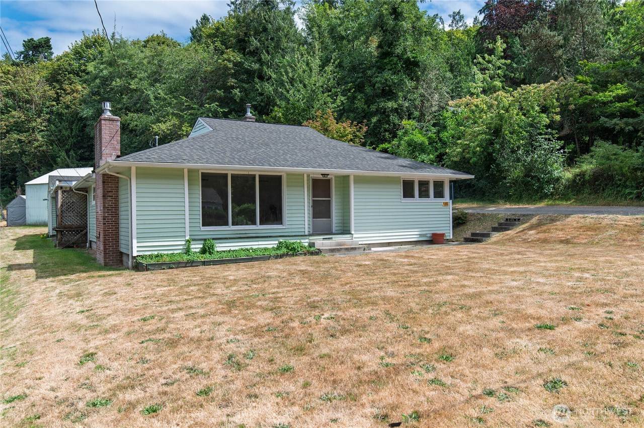 1350 Corbet Drive - Photo 1