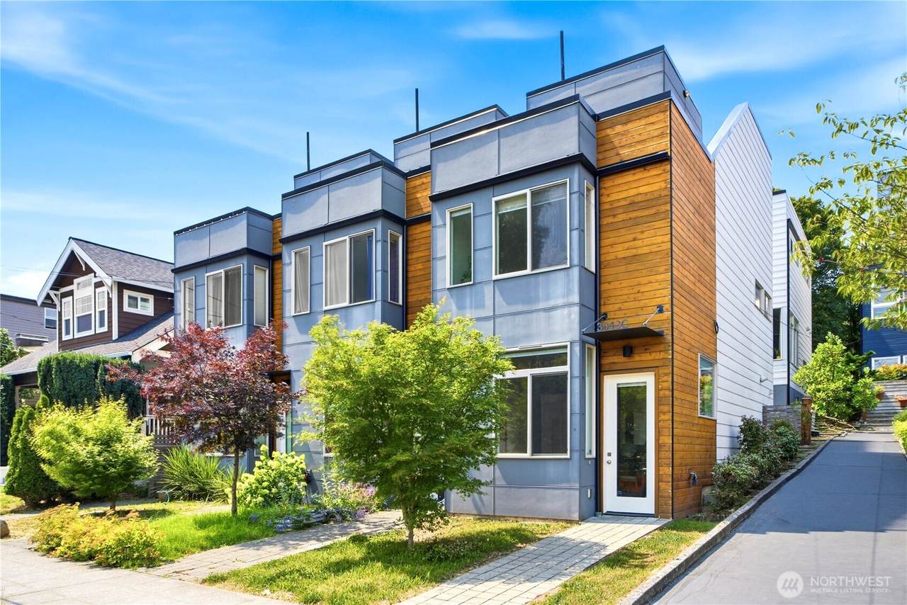 3043 C 21st Avenue - Photo 1