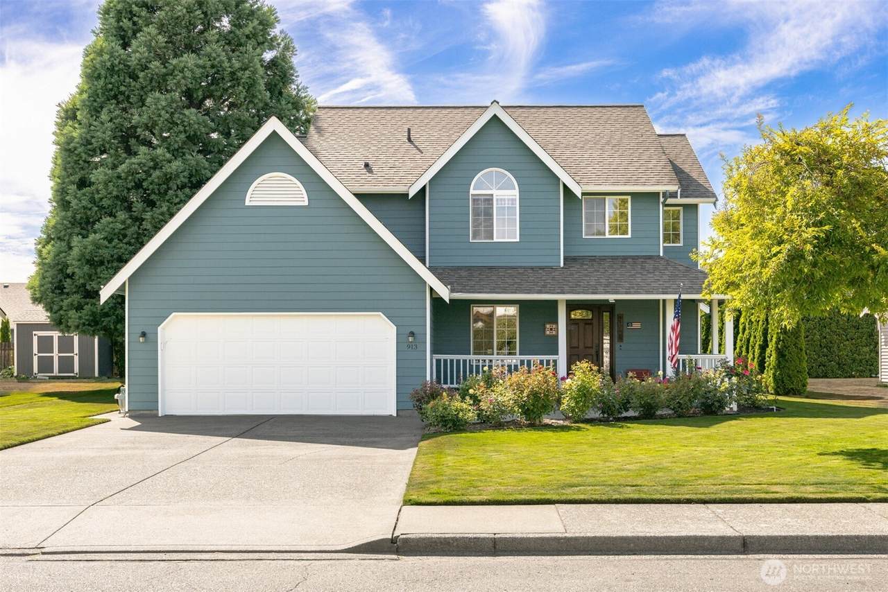 913 Pine Court - Photo 1