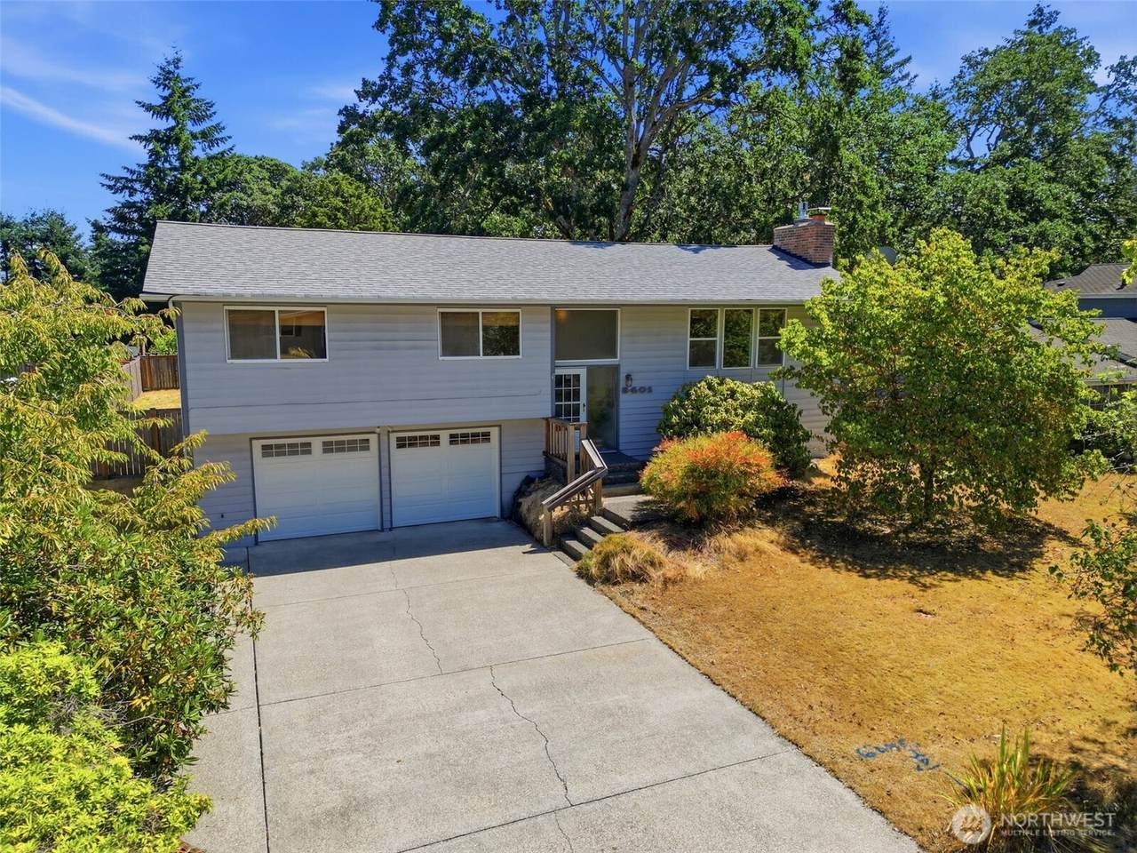 8401 59th Avenue - Photo 1