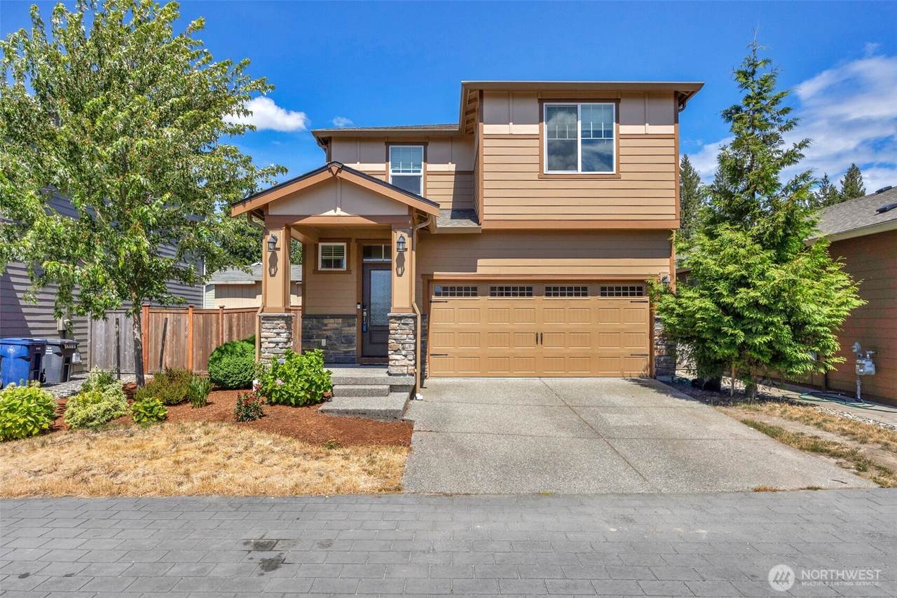 5733 86th Drive - Photo 1