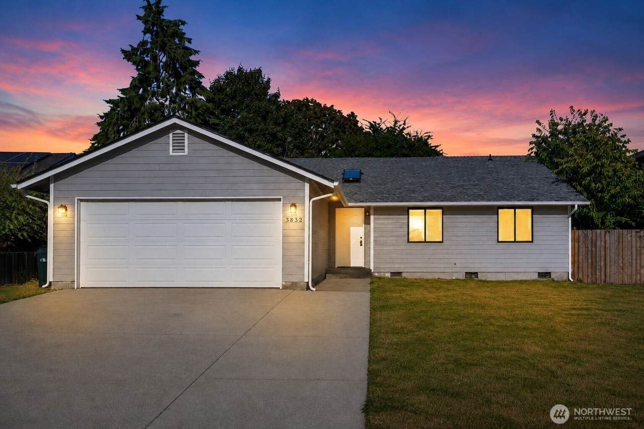 3832 Blue Finch Court - Photo 1