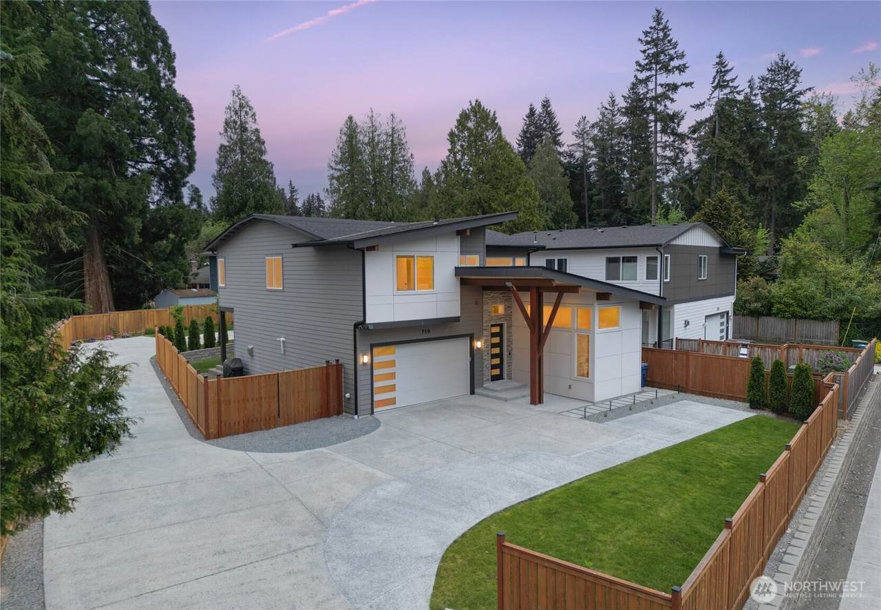 719 Edmonds Way - Photo 1