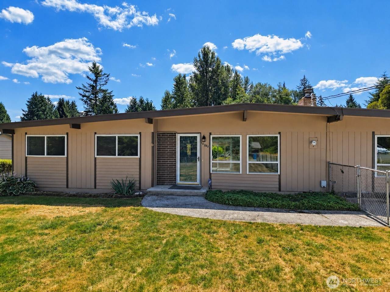 18625 213th Street - Photo 1