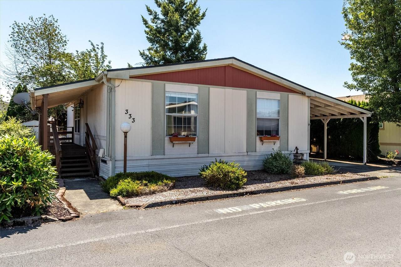333 Franklin Place - Photo 1