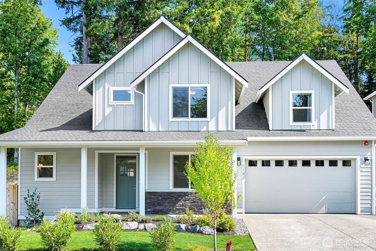 1142 Brookstone Drive - Photo 1