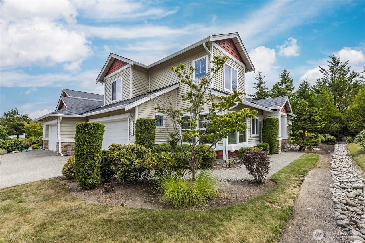 7114 James Place - Photo 1