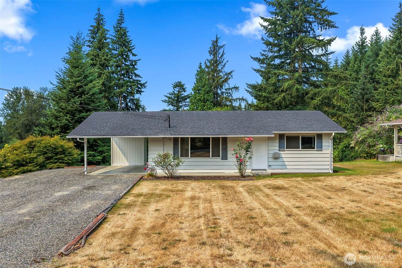 8614 125th Avenue - Photo 1
