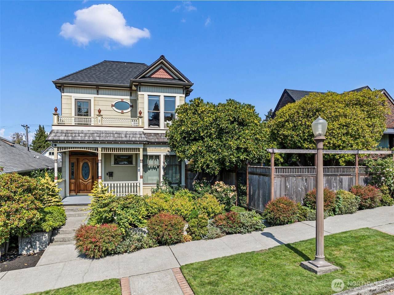 507 G Street - Photo 1