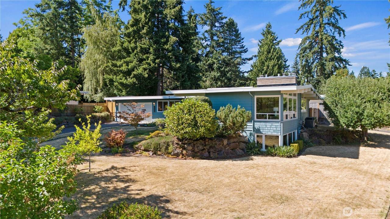 6632 191st Street - Photo 1