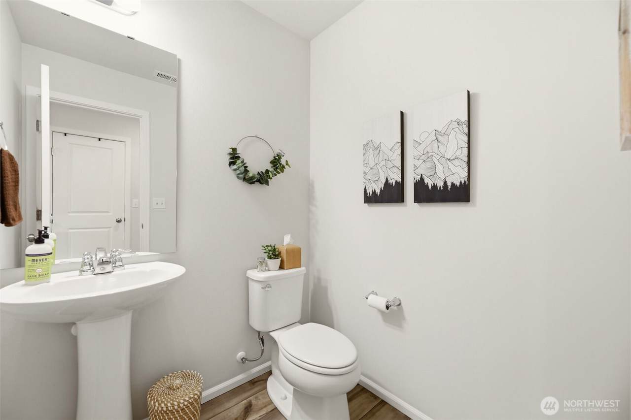 https://bt-photos.global.ssl.fastly.net/nwmls/1280_boomver_1_2563617-1.jpg