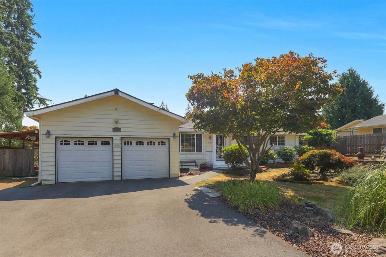 3330 120th Street - Photo 1