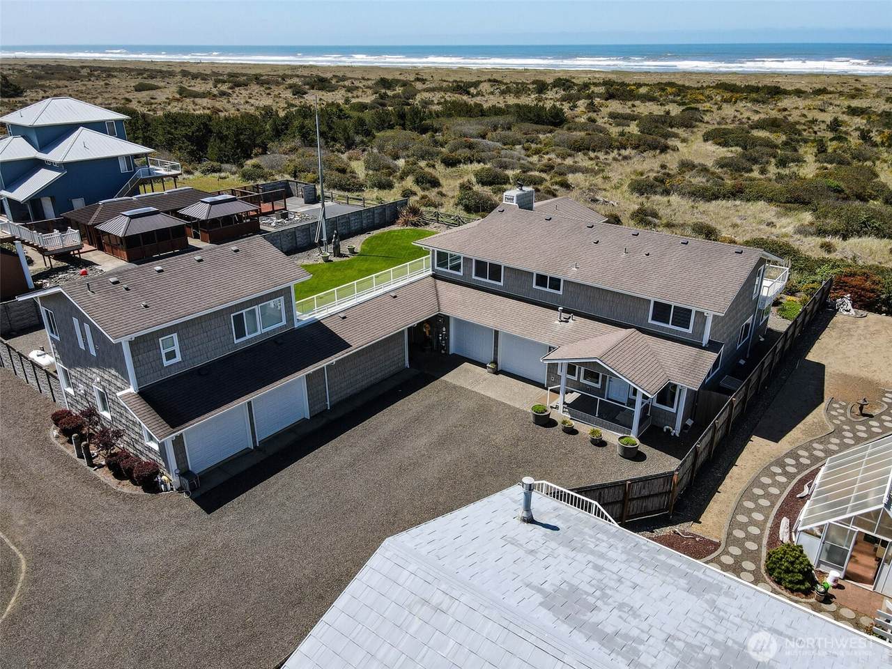 935 Sand Dune Avenue - Photo 1