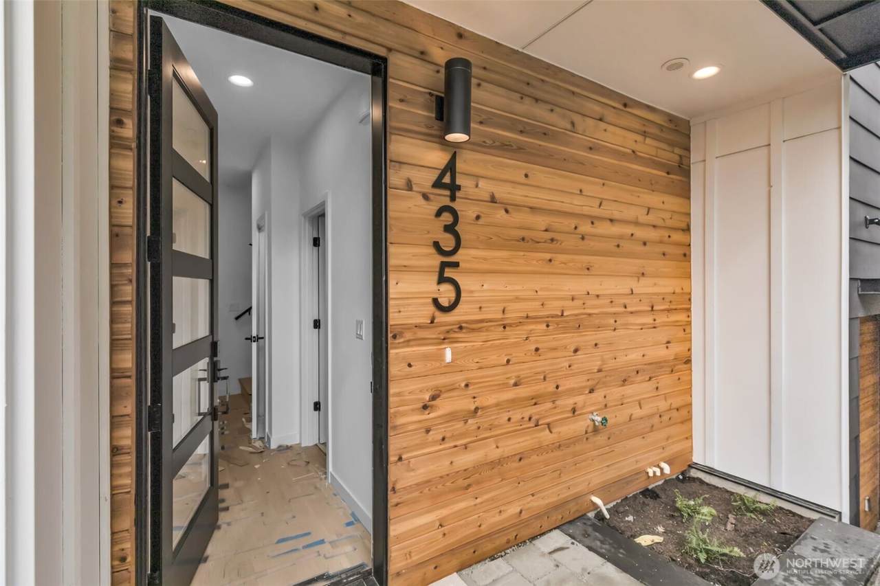 435 19th Avenue - Photo 1