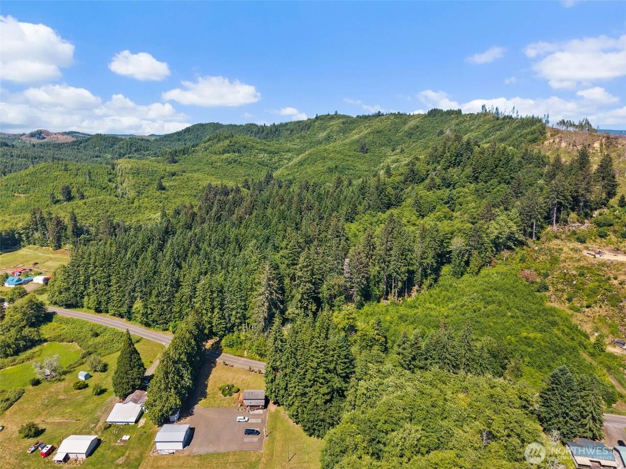 https://bt-photos.global.ssl.fastly.net/nwmls/1280_boomver_1_2564395-1.jpg