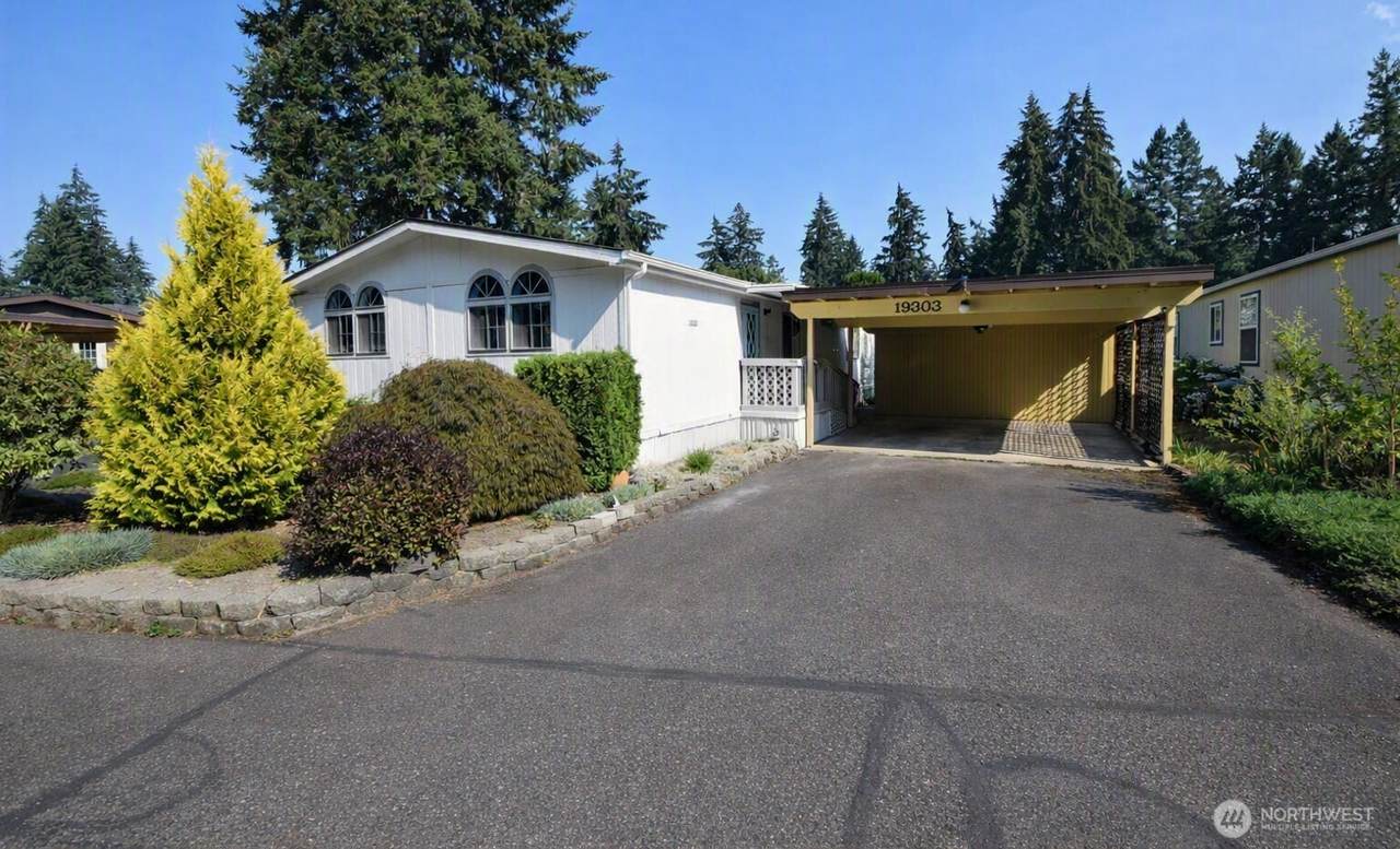 19303 99th Avenue - Photo 1