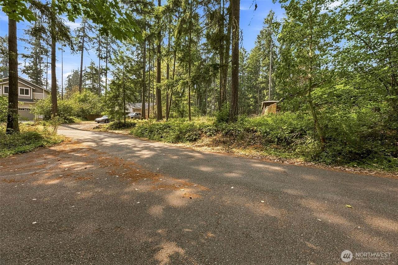 18109 Stoney Court - Photo 1