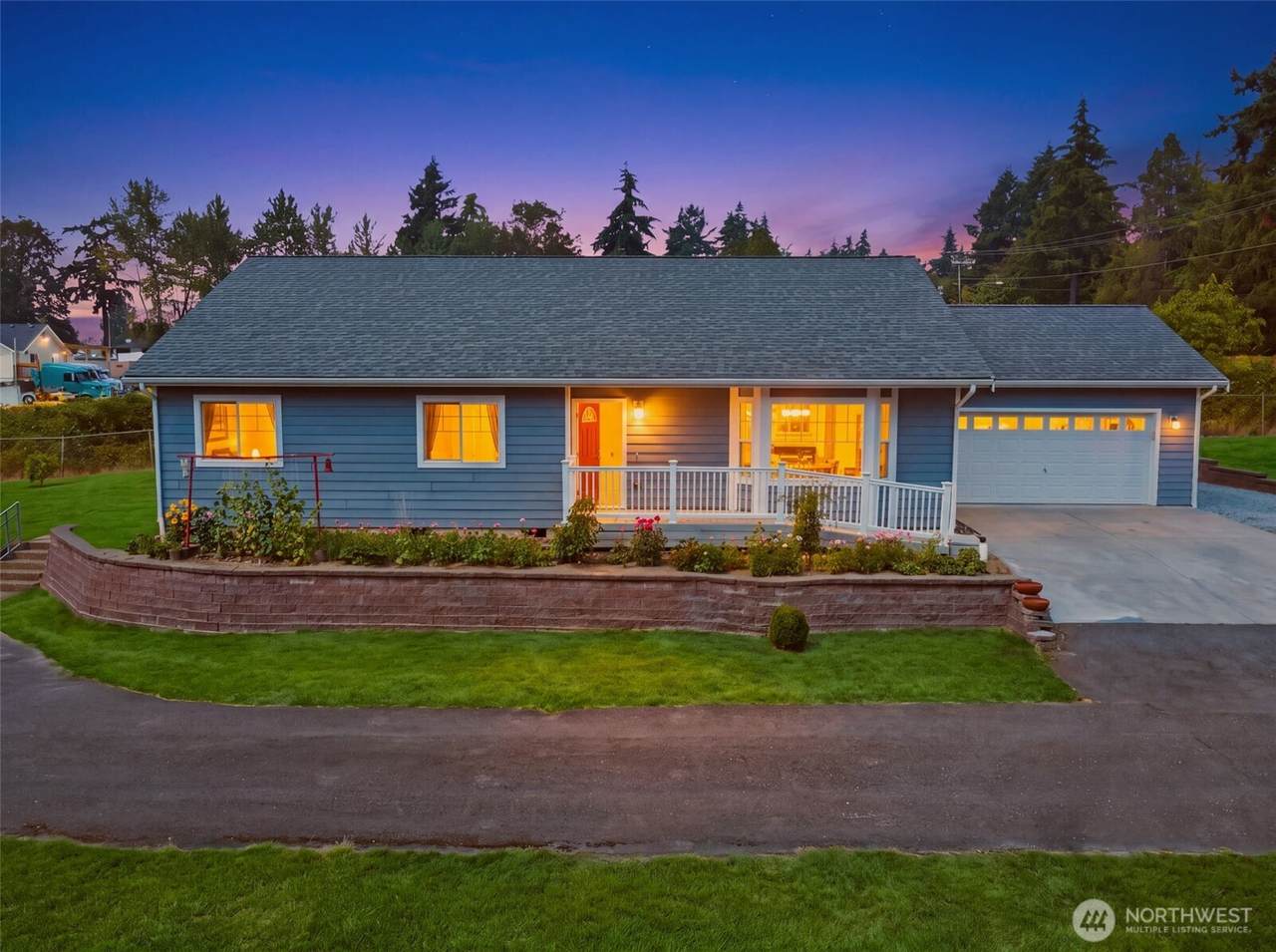 22217 Military Rd S - Photo 1