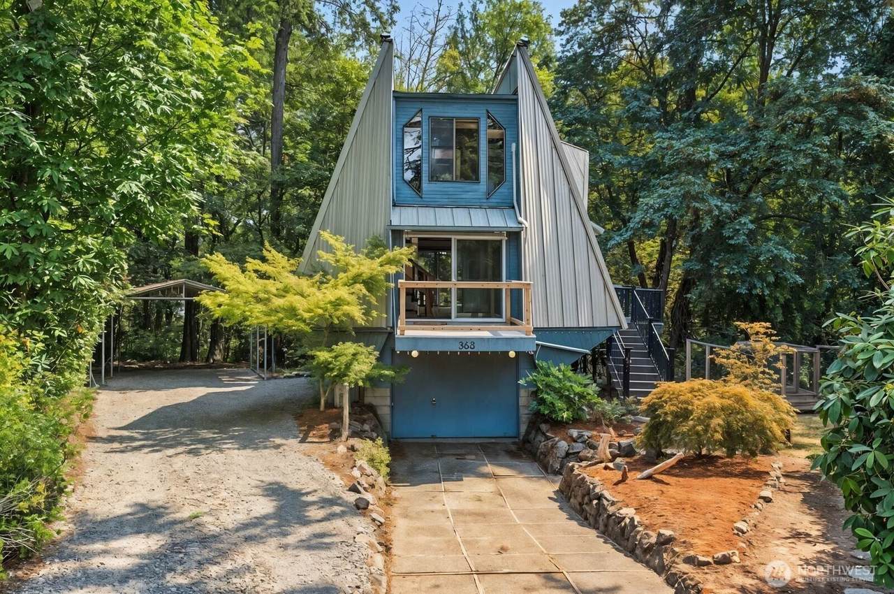 365 Brookwood Lane - Photo 1
