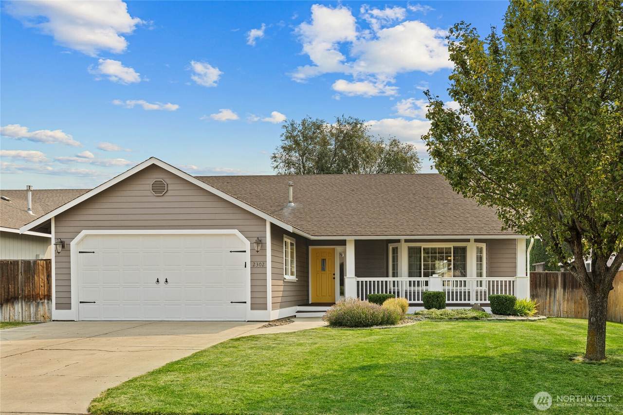 2302 Ellington Street - Photo 1