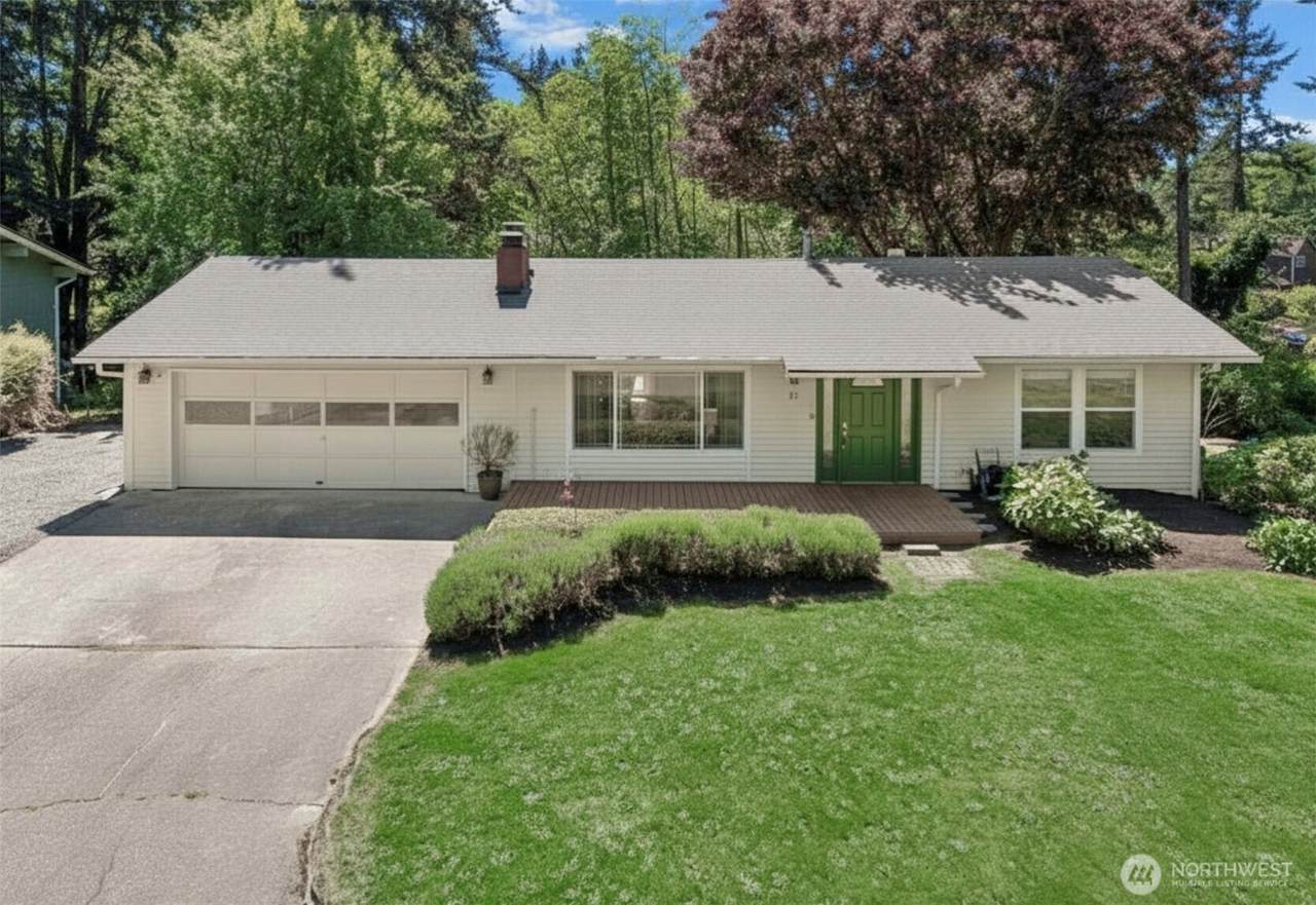 711 Eagle Cliff Rd - Photo 1