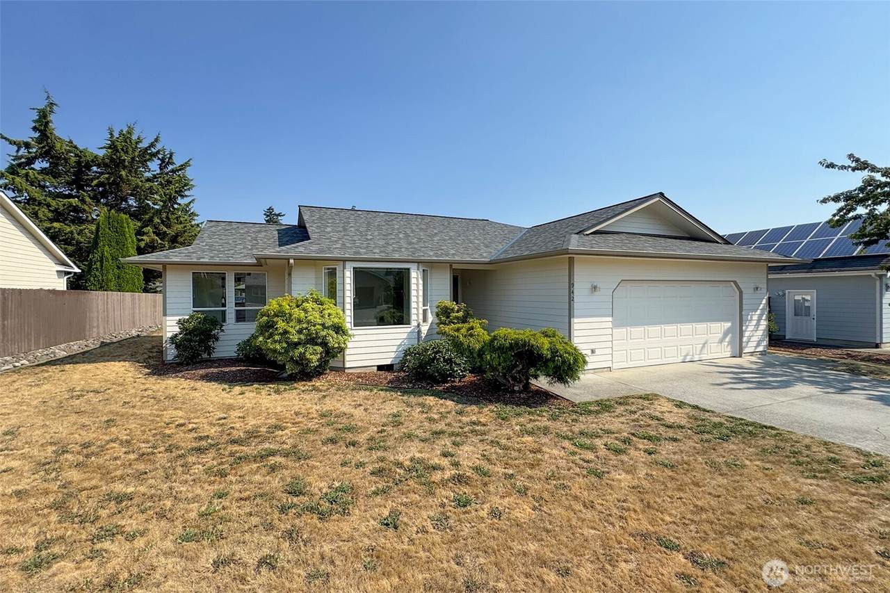 942 Willow Street - Photo 1