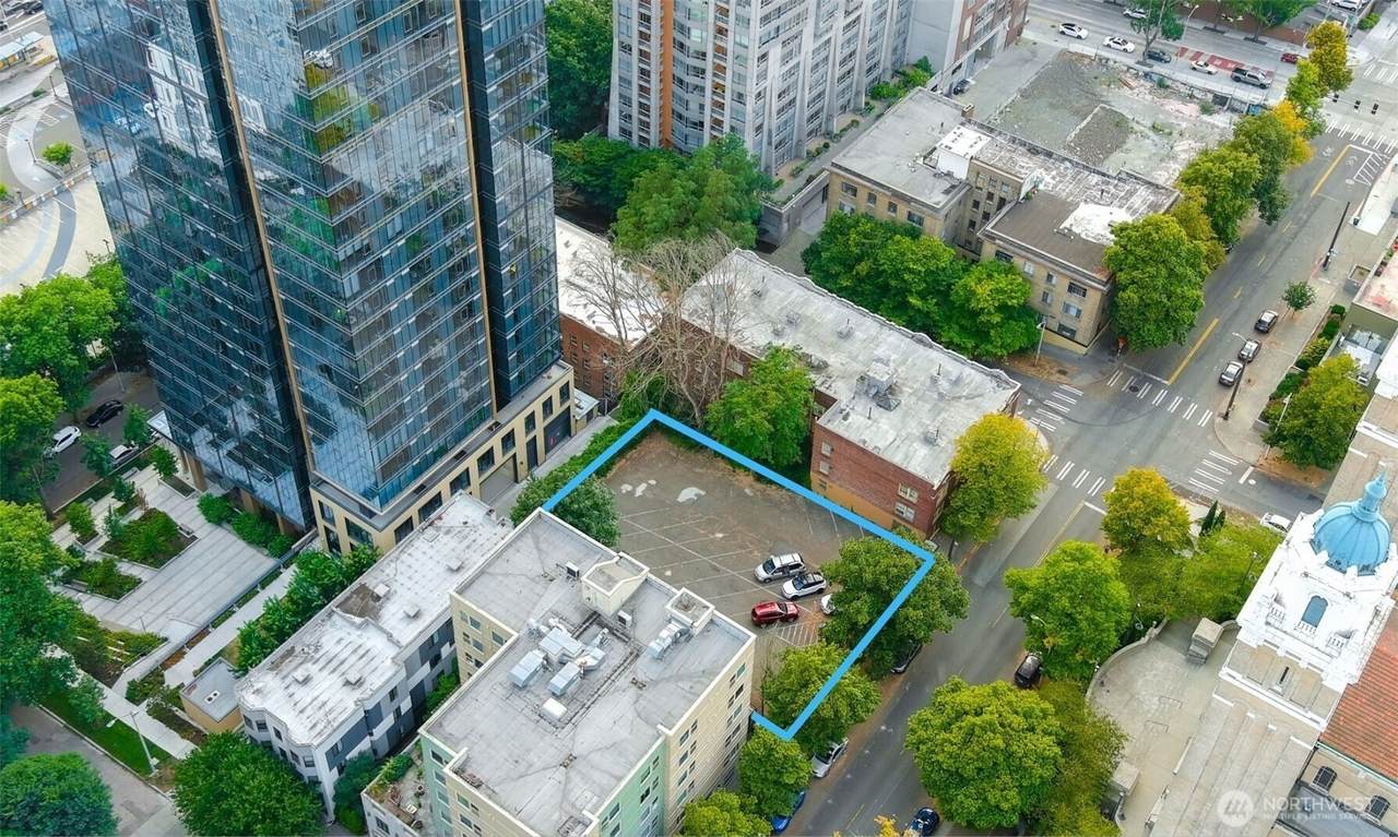 815 9th Avenue - Photo 1