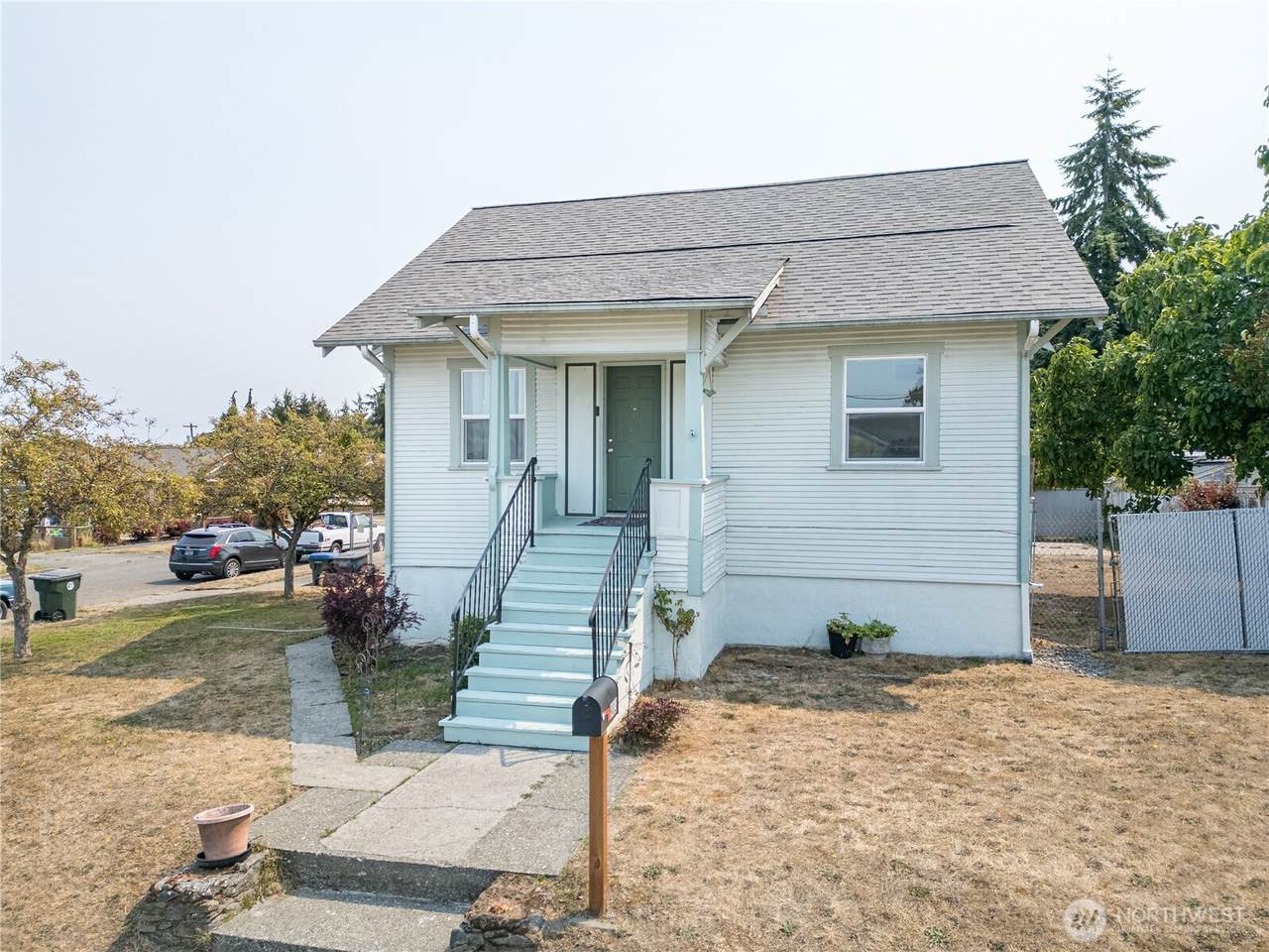 903 Peabody Street - Photo 1