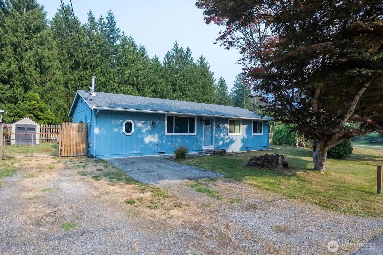 16205 357th Avenue - Photo 1