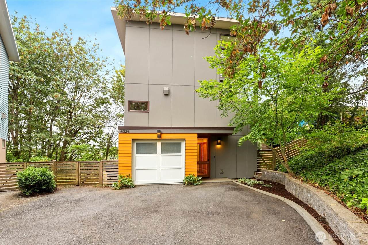 4328 Bennett Street - Photo 1