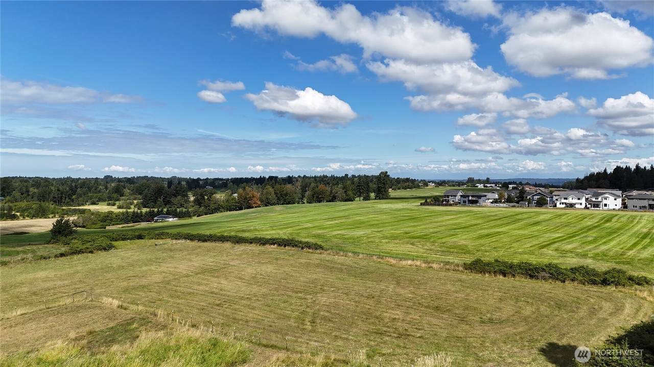 https://bt-photos.global.ssl.fastly.net/nwmls/1280_boomver_1_2566721-1.jpg