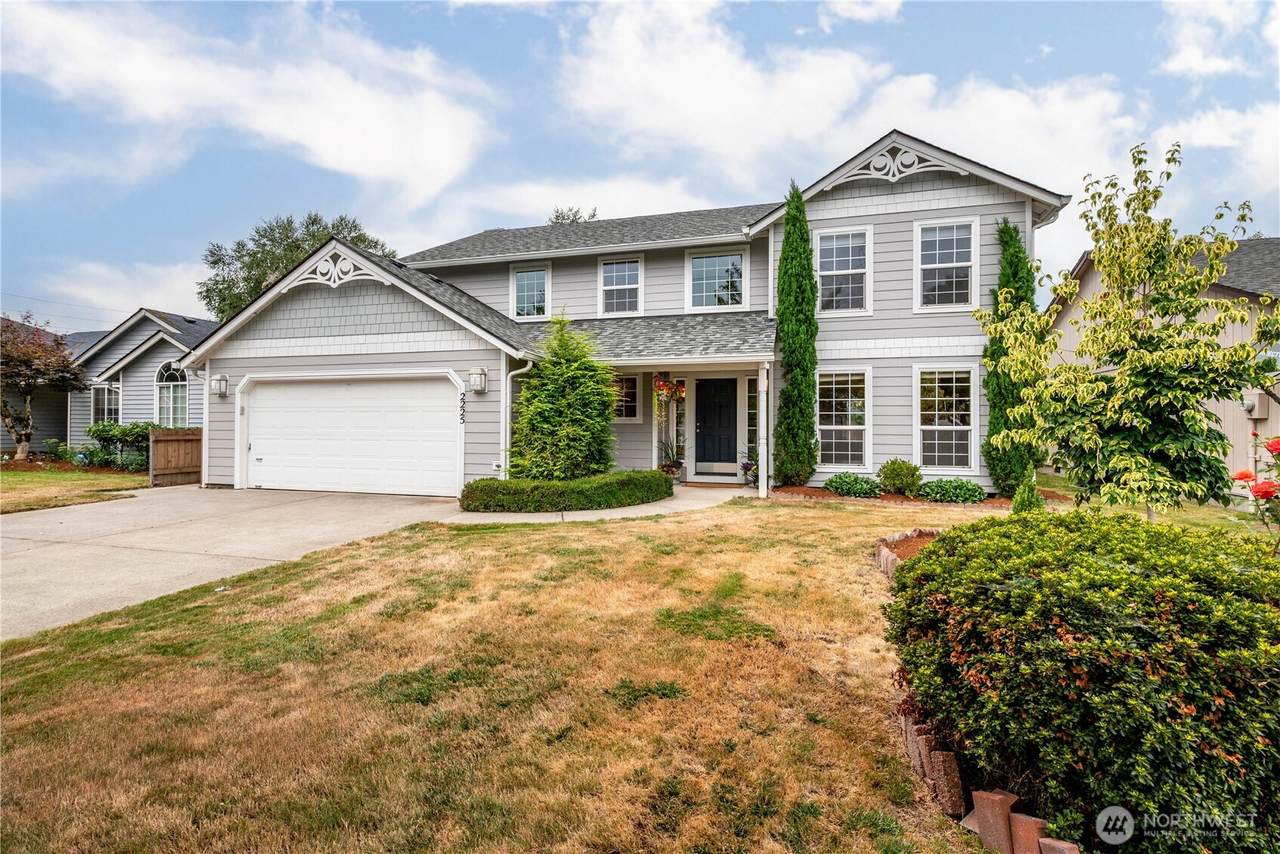 2225 52nd Avenue - Photo 1