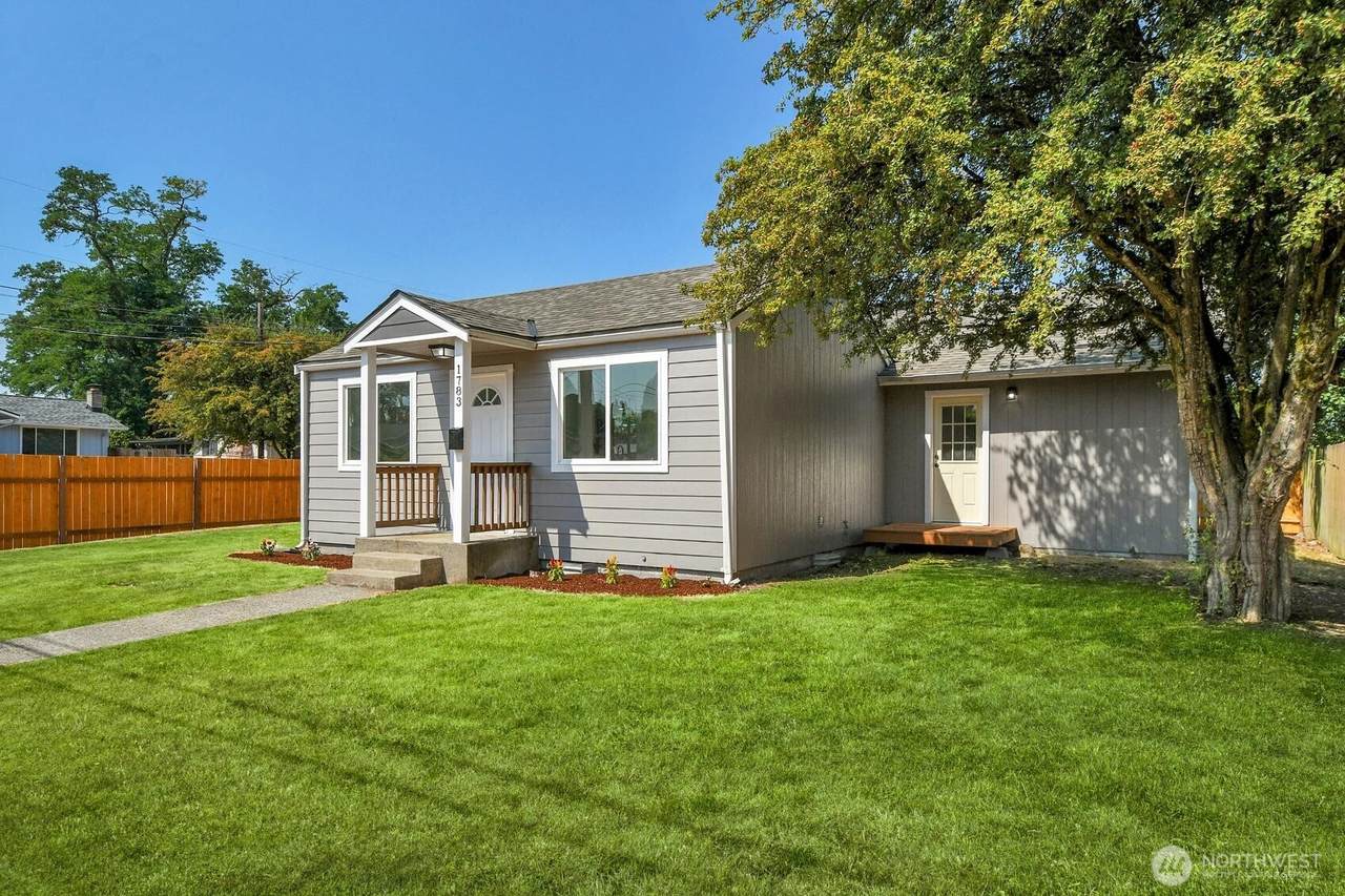 https://bt-photos.global.ssl.fastly.net/nwmls/1280_boomver_1_2566925-1.jpg