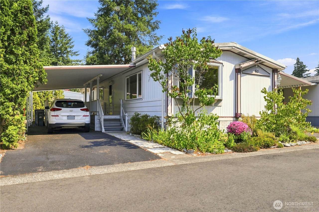 18425 95th Street - Photo 1