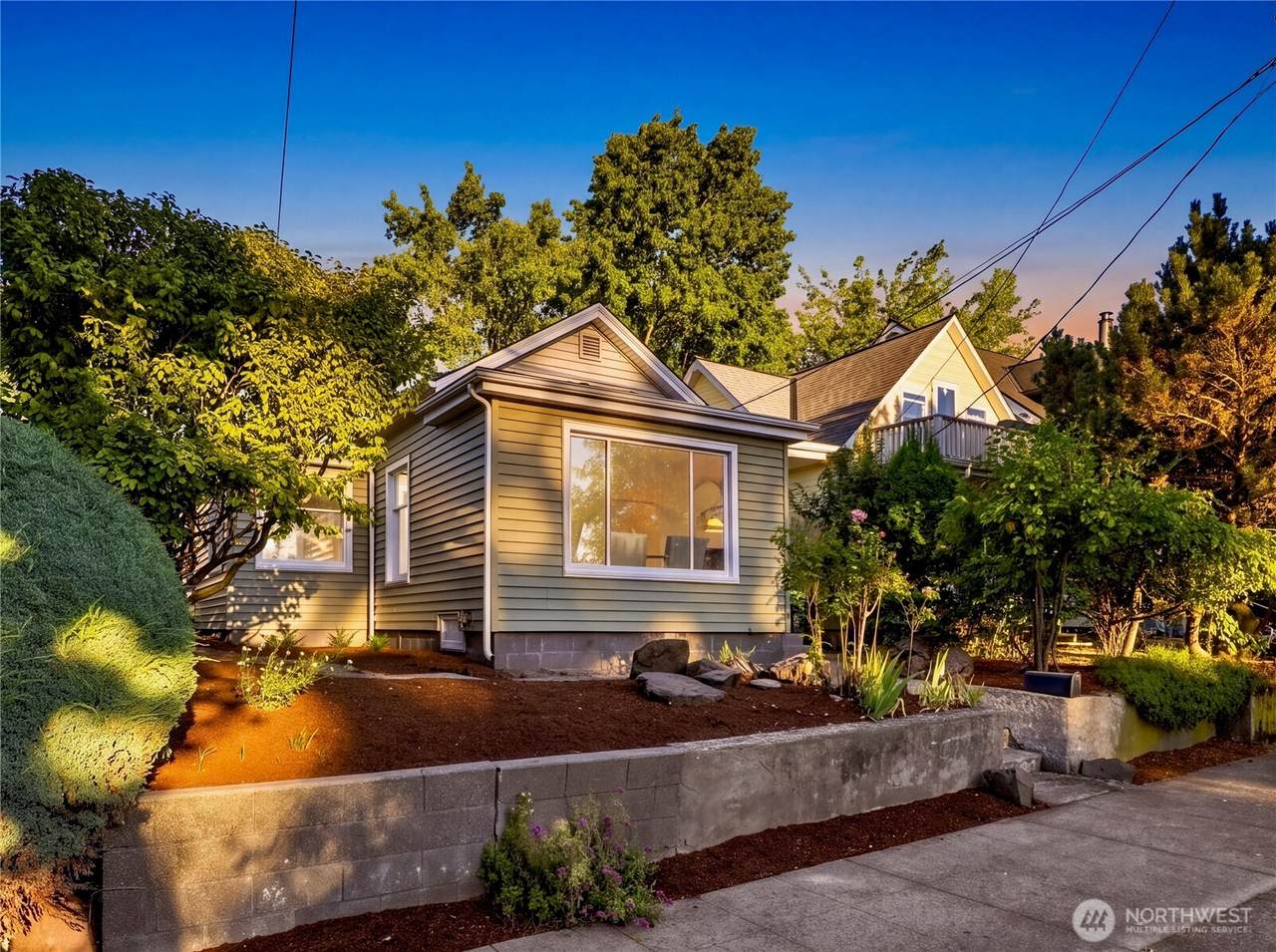 6542 Greenwood Avenue - Photo 1