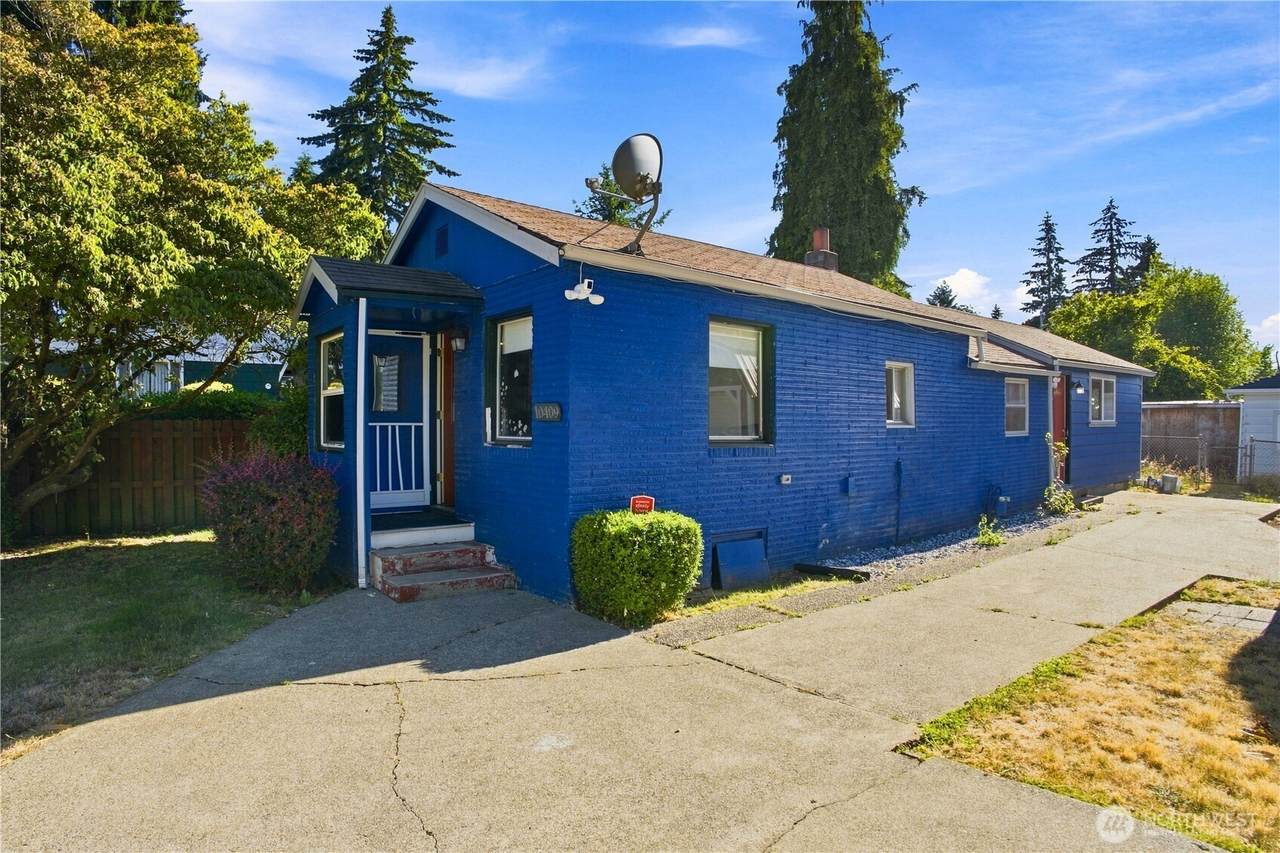 10409 3rd Avenue - Photo 1