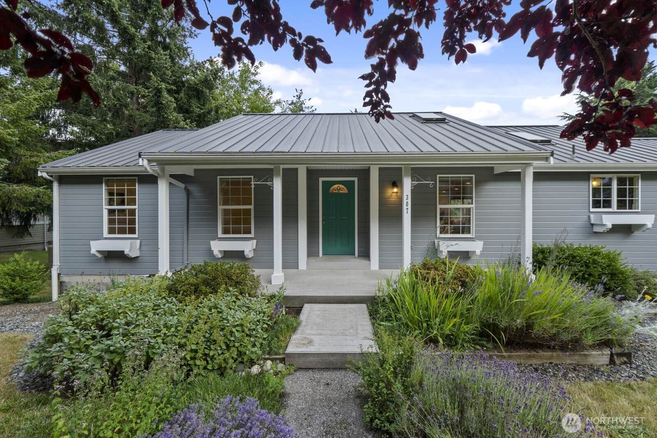 307 Willow Court - Photo 1