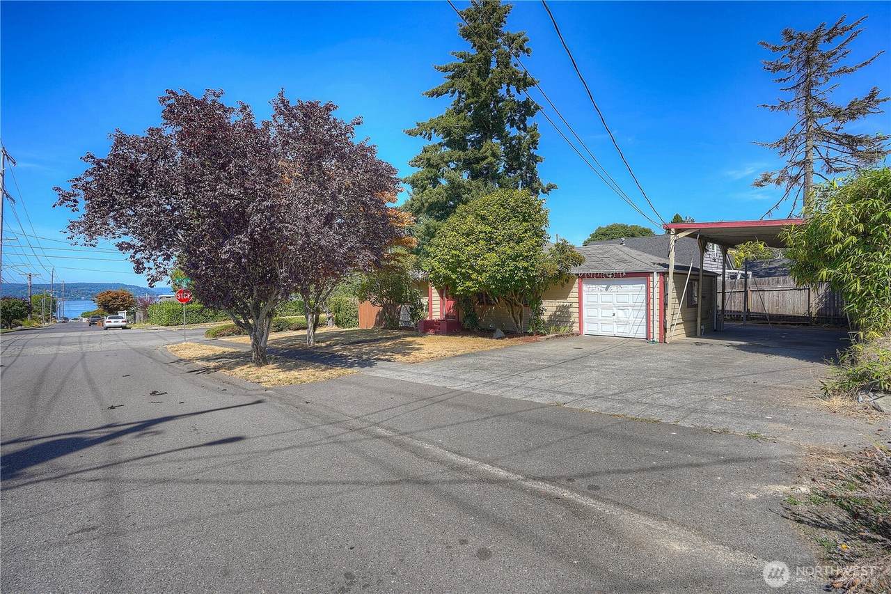4525 Gove Street - Photo 1