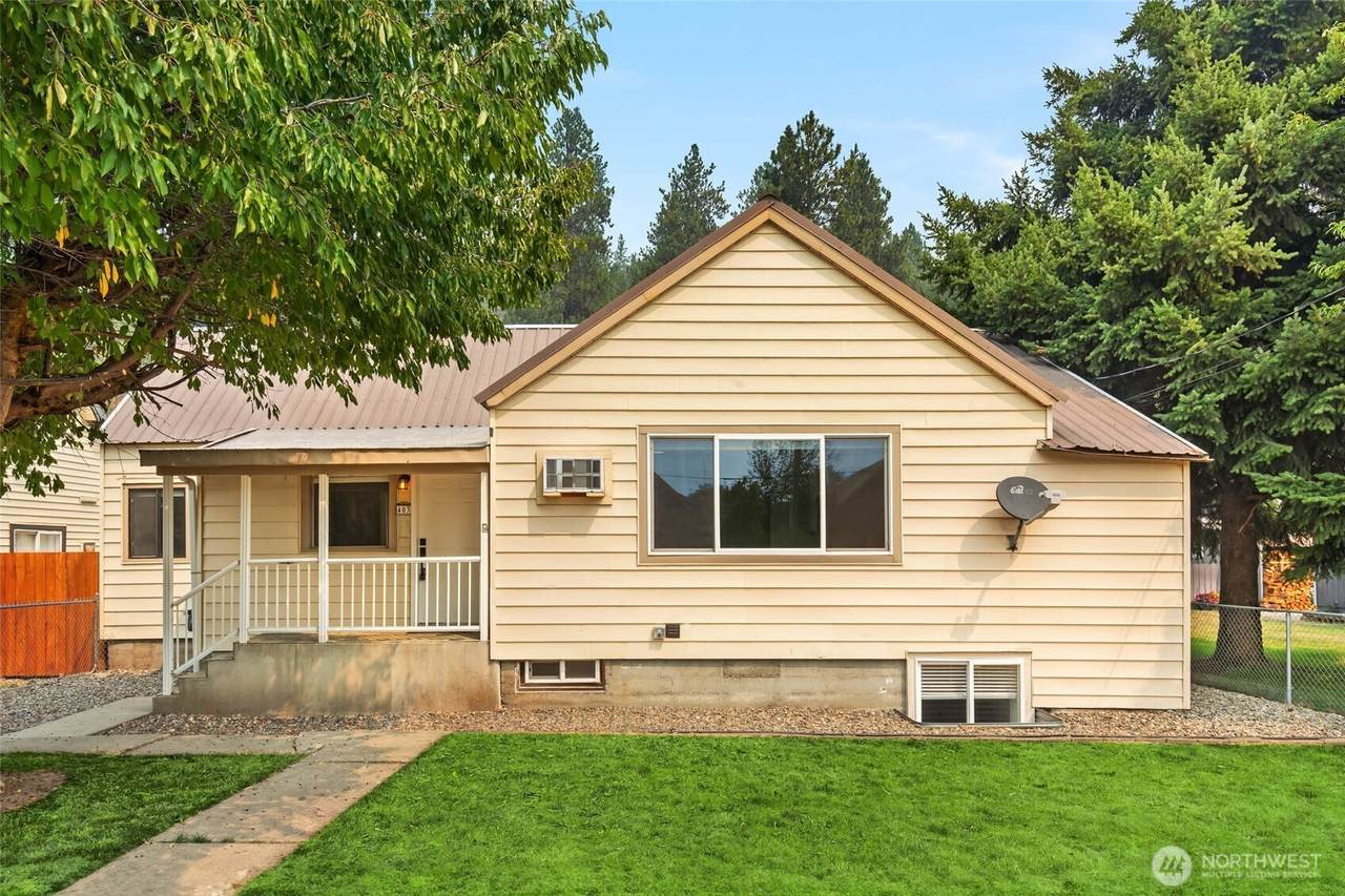 403 3rd Street - Photo 1