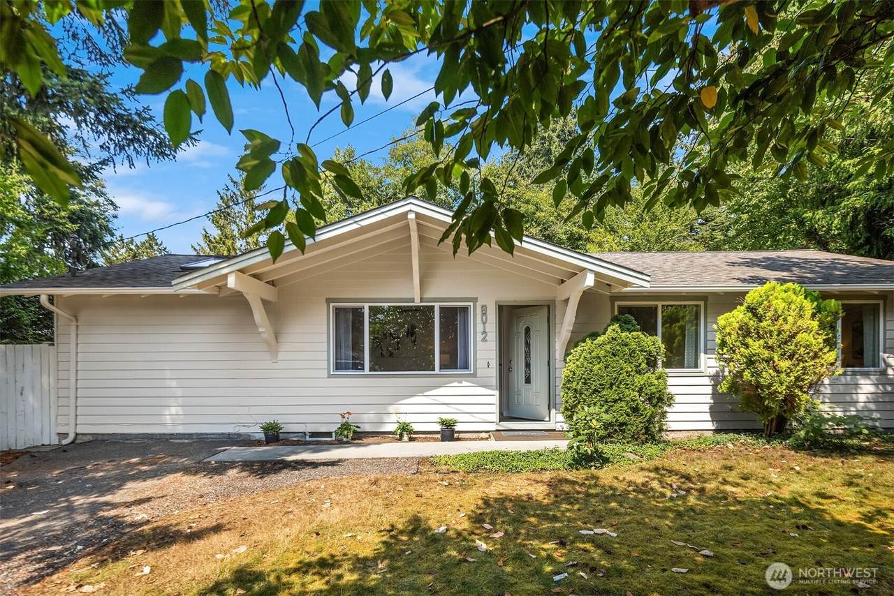 8012 128th Street - Photo 1